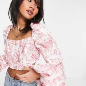 Missguided Petite corset top with balloon sleeve in pink print